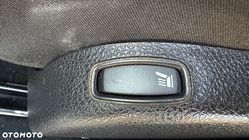 Dacia Lodgy 1.3 TCe Stepway S&S - 17