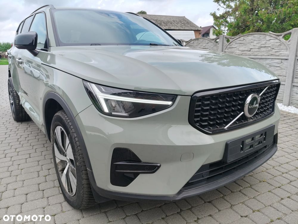 Volvo XC 40 T4 Plug-In Hybrid R-Design - 3