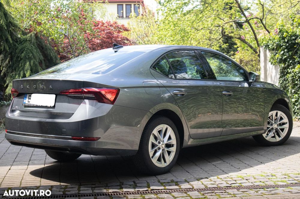 Skoda Octavia 2.0 TDI DSG Style - 5