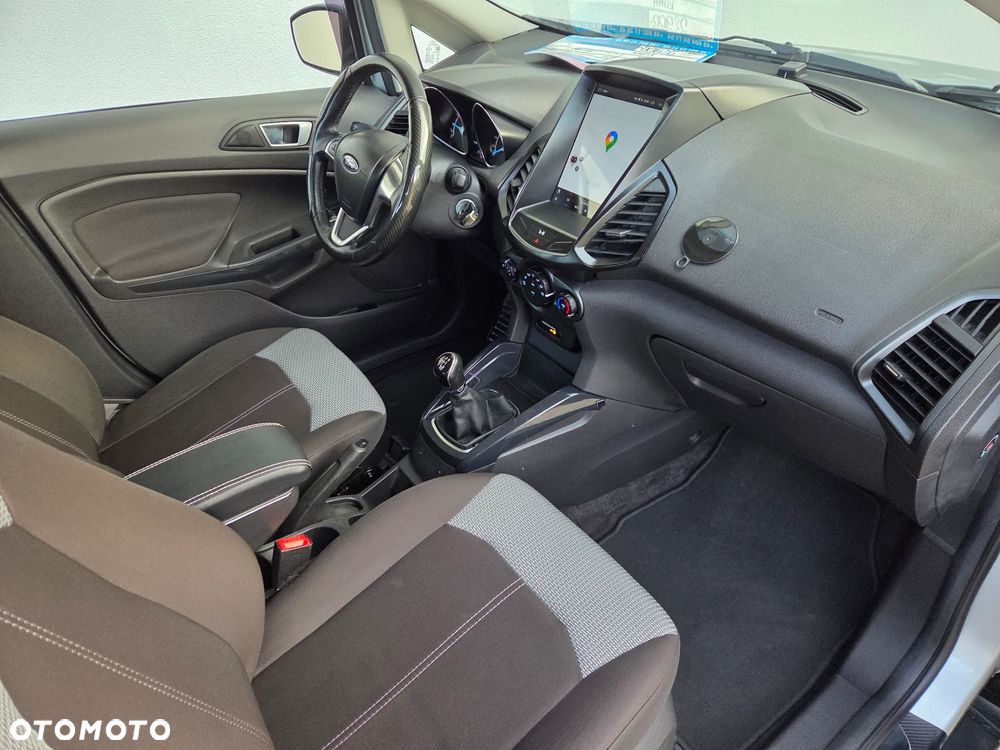 Ford EcoSport - 10