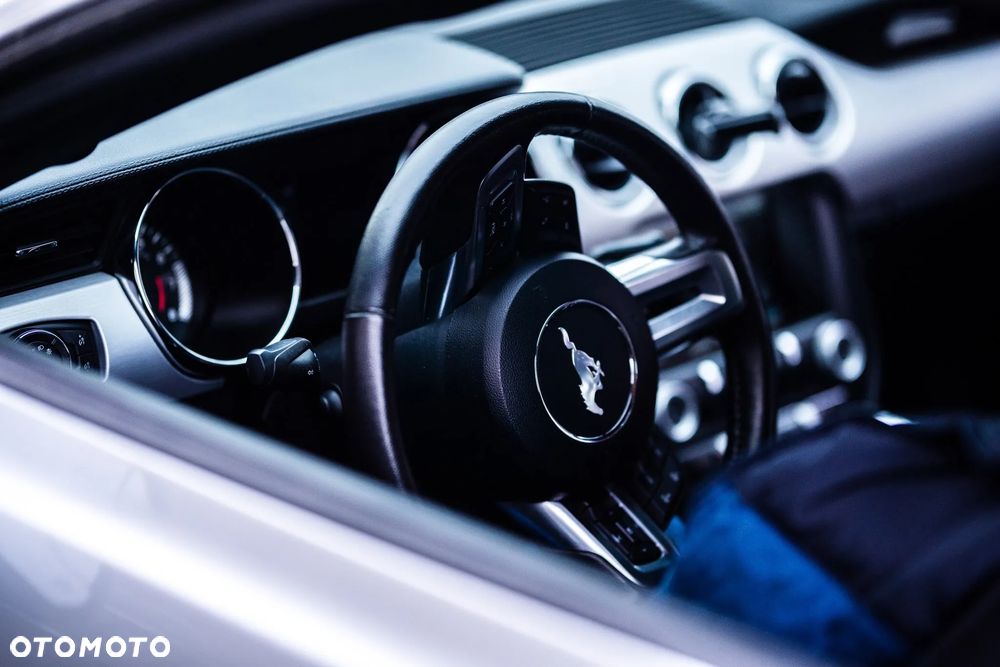 Ford Mustang 2.3 Eco Boost - 10