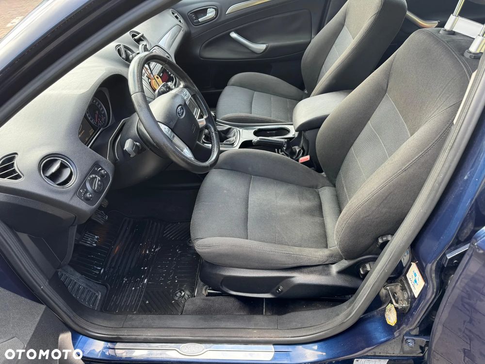 Ford Mondeo 2.0 TDCi Titanium - 11