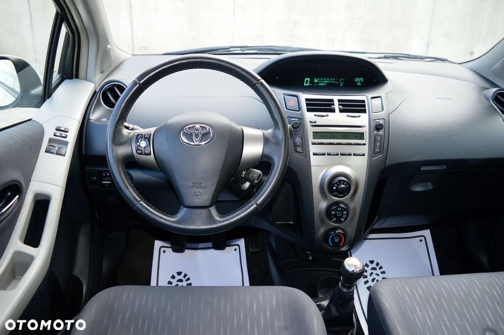 Toyota Yaris 1.33 VVT-i Cool+ - 14