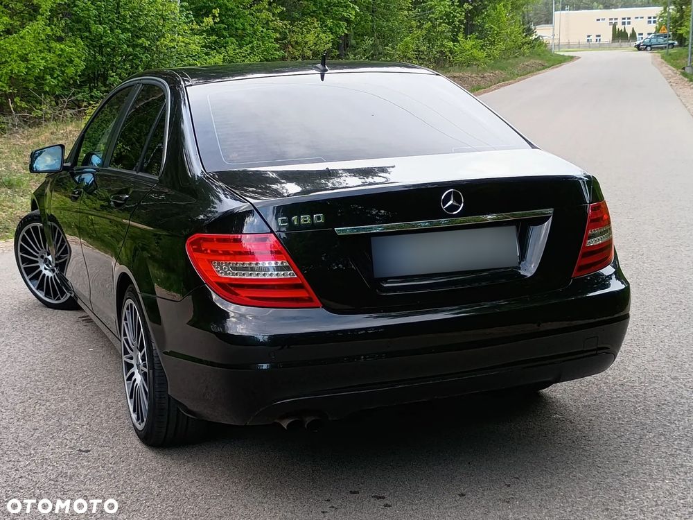 Mercedes-Benz Klasa C 180 BlueEFFICIENCY Elegance - 15
