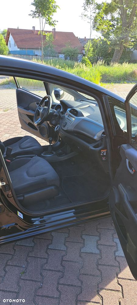 Honda Jazz ver-1-4-i--vtec-elegance - 11