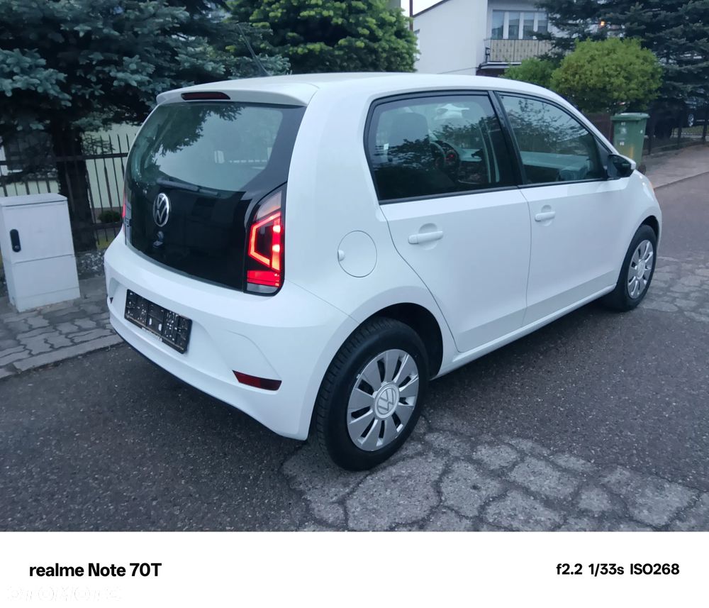 Volkswagen up! 1.0 Black Style - 5