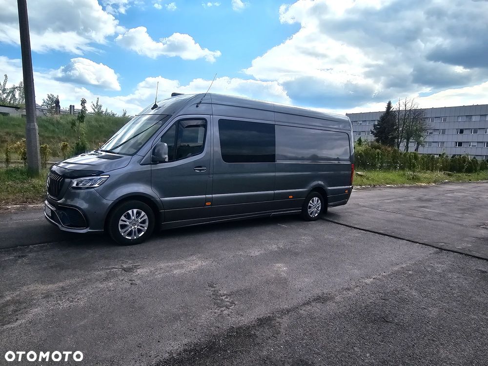 Mercedes-Benz SPRINTER - 30