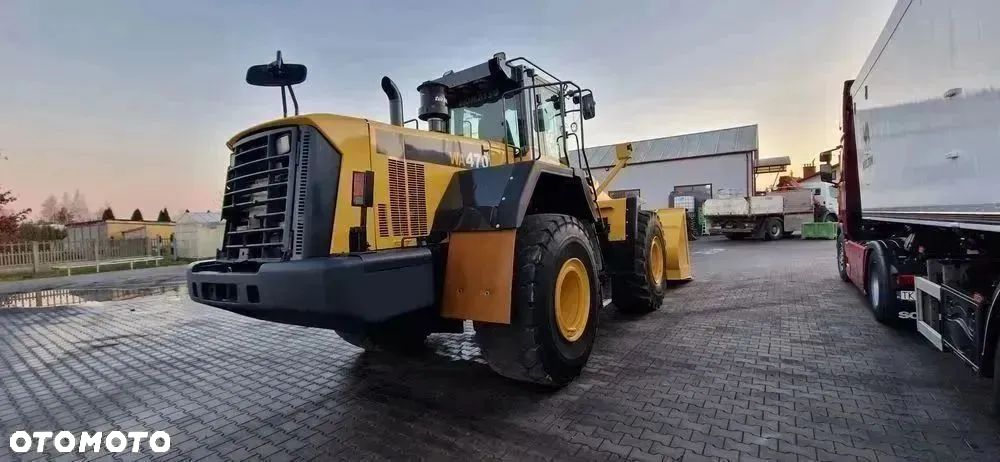 Komatsu WA 470 ładowarka stan b.dobry - 9
