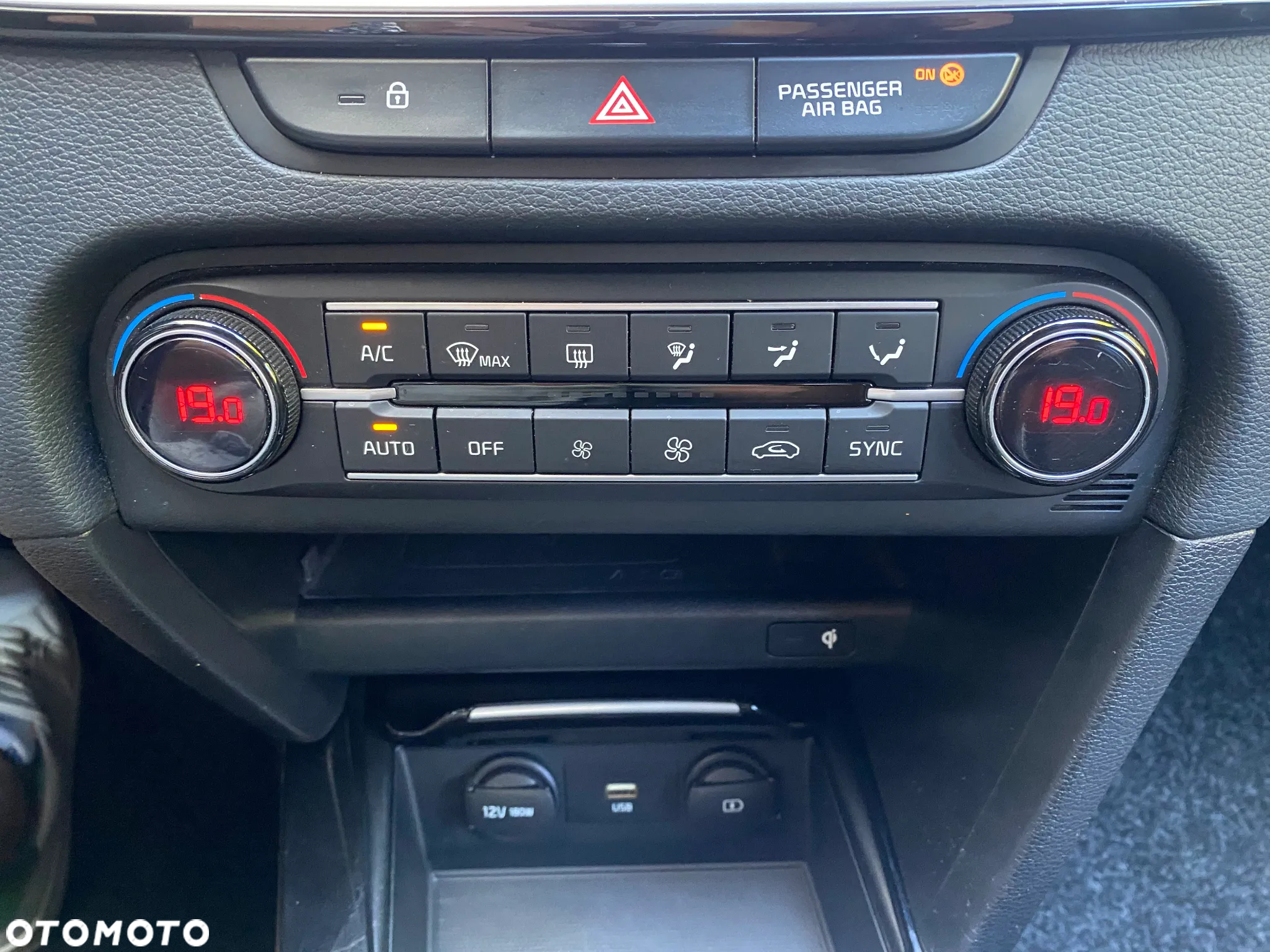 Kia Ceed - 30