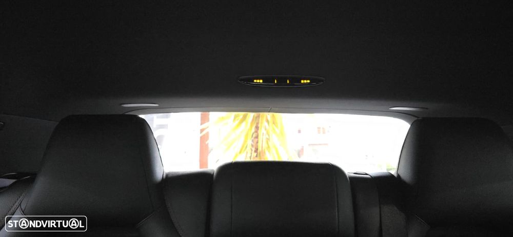 Mercedes-Benz A 180 d 7G-DCT AMG Line - 38