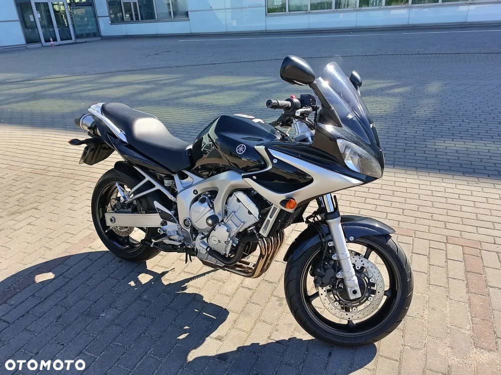 Yamaha FZ6 - 1