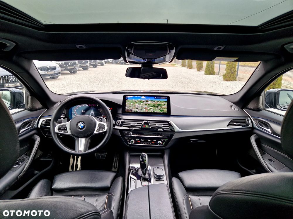 BMW Seria 5 530e M Sport sport - 9