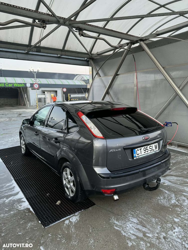 Ford Focus 1.6 TDCi Trend - 6