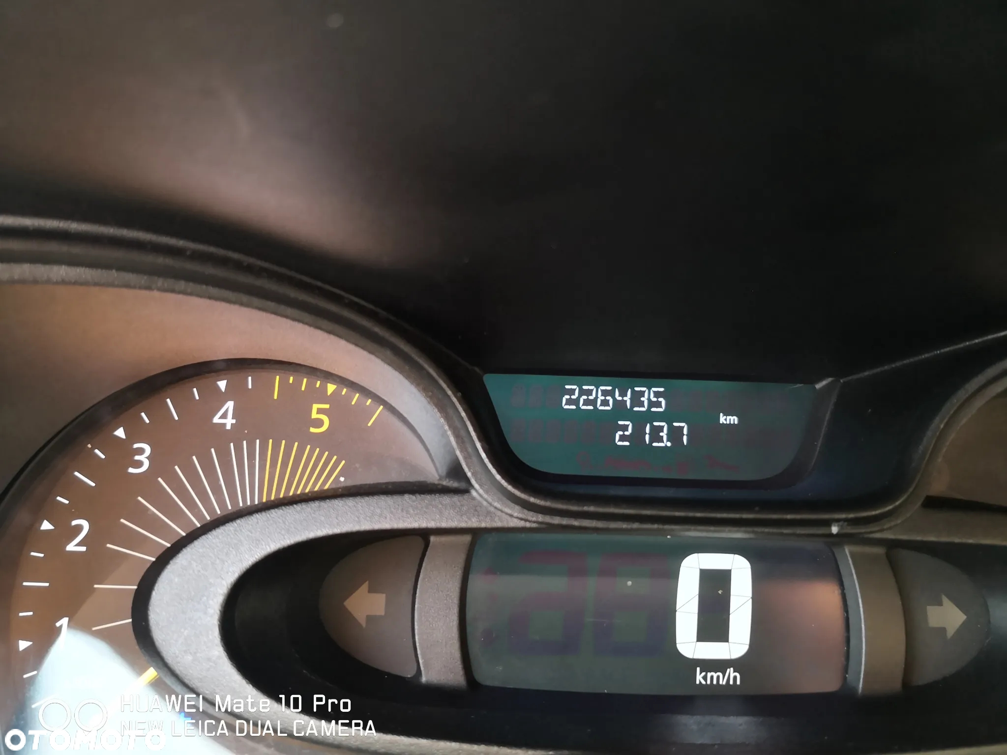 Renault TRAFIC - 8