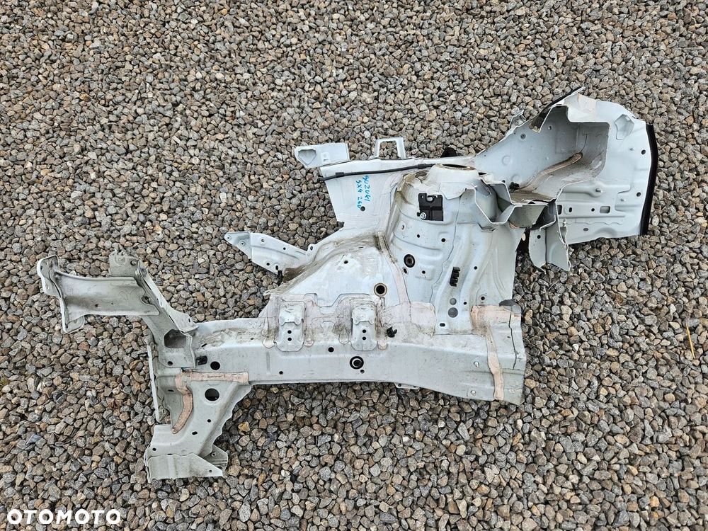 SUZUKI SX4 S-CROSS II 21- ĆWIARTKA PODŁUŻNICA PRAWA PRZEDNIA FARTUCH - 1