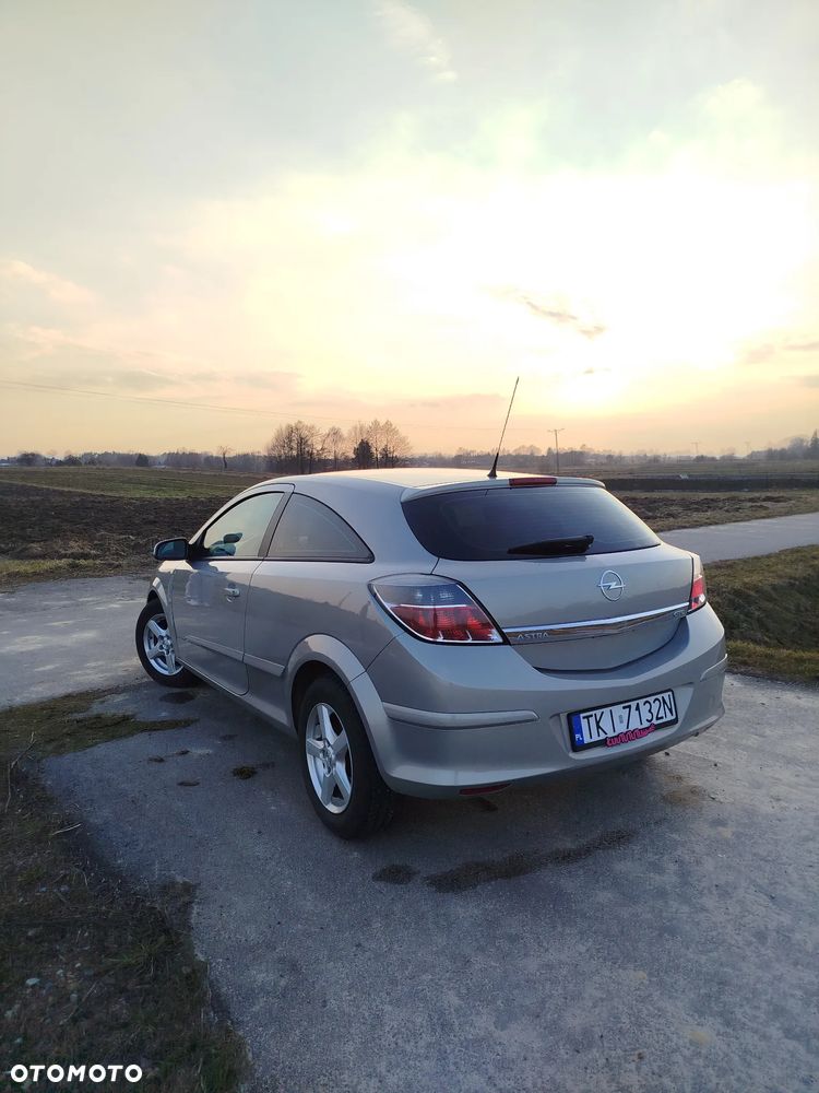 Opel Astra - 4
