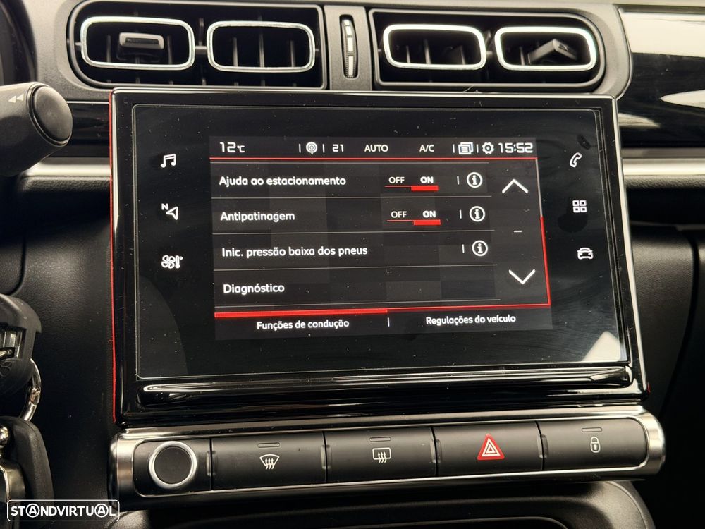 Citroën C3 1.2 PureTech Shine - 29