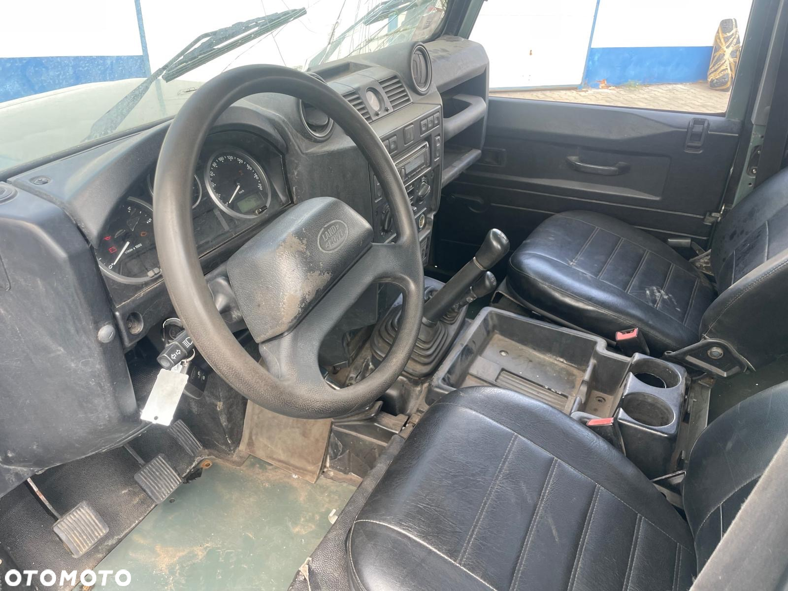 Land Rover Defender 110 DPF Station Wagon Rough II - 8