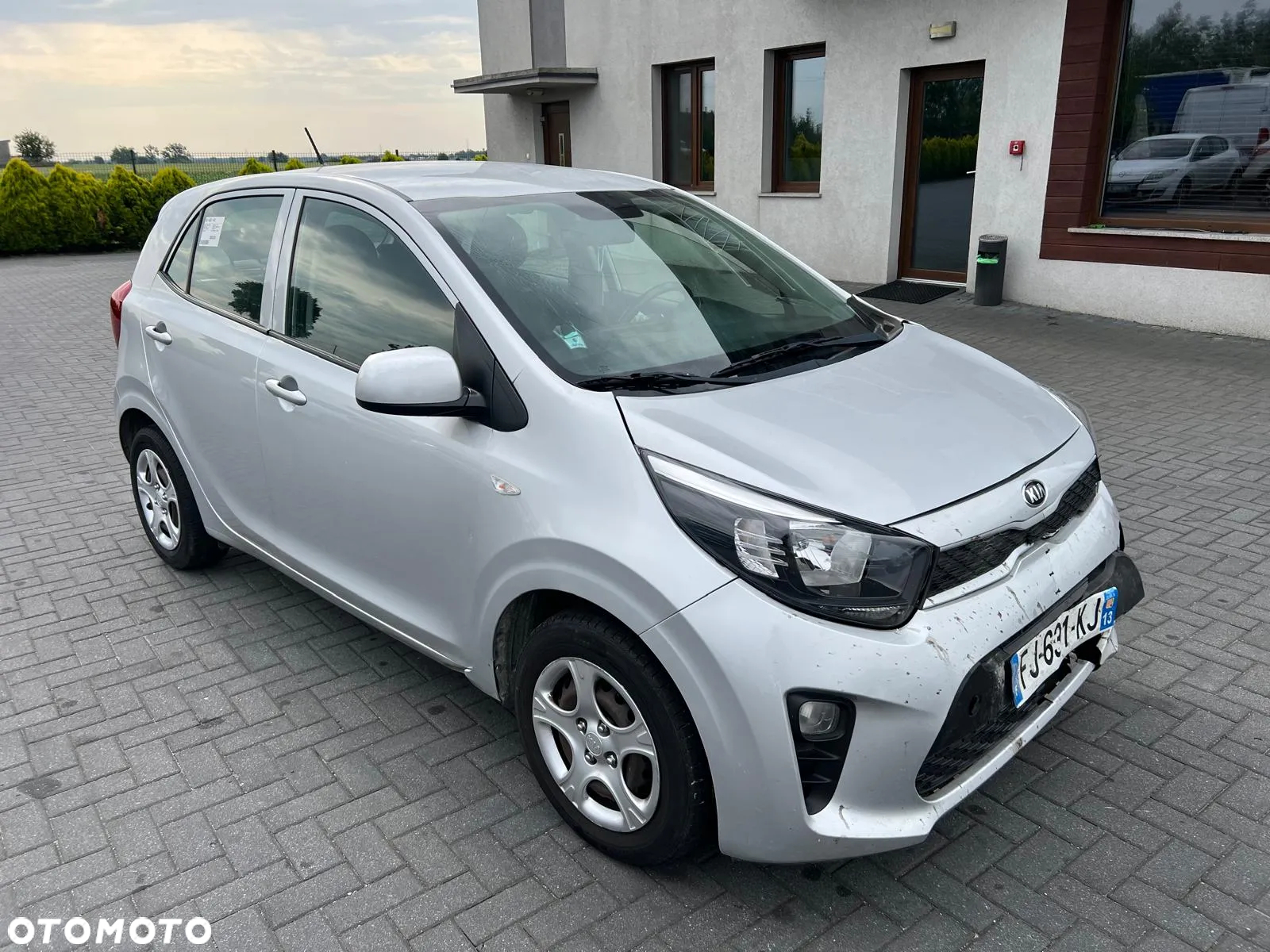 Kia Picanto - 10