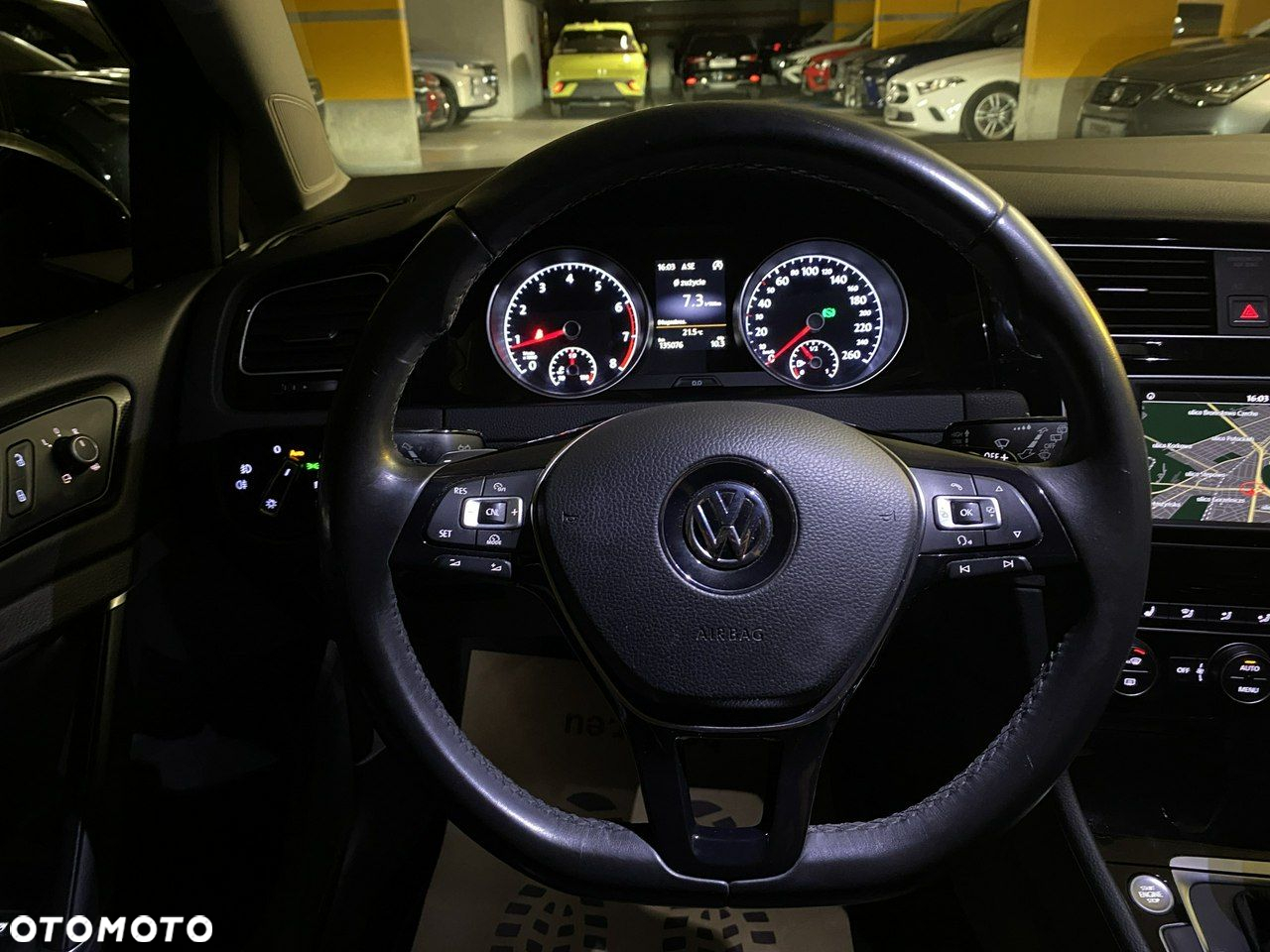 Volkswagen Golf - 15