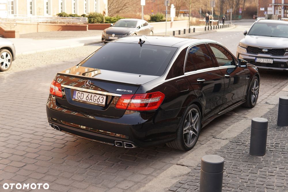 Mercedes-Benz Klasa E 63 AMG - 6