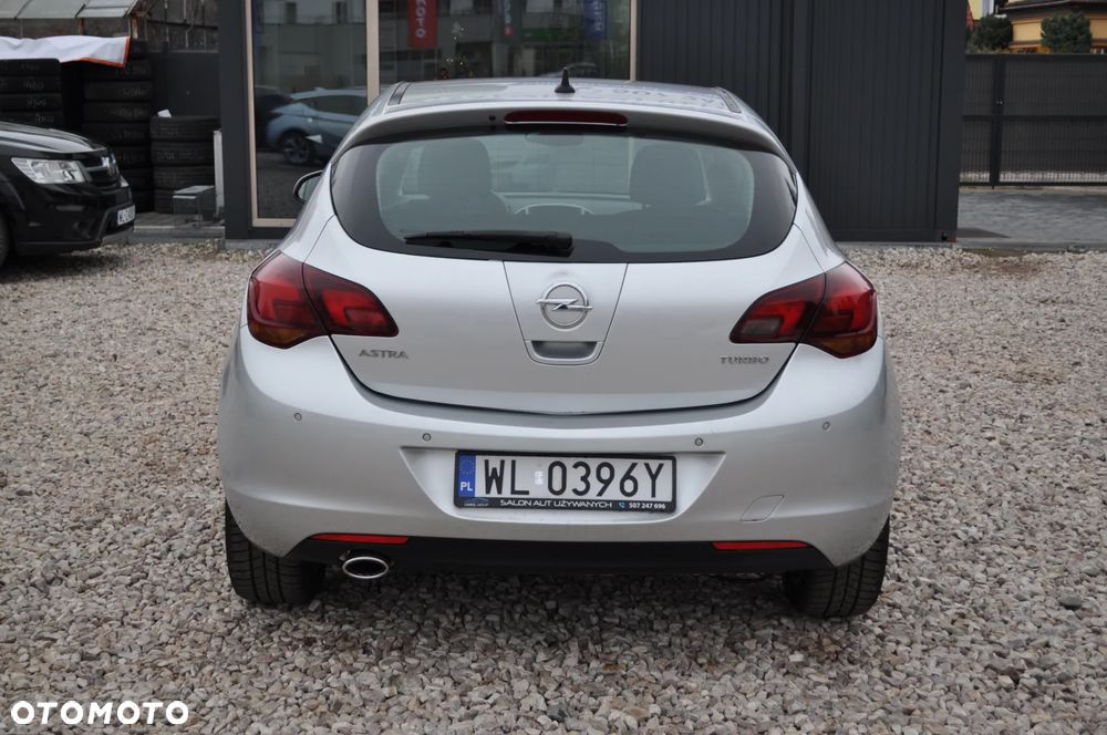 Opel Astra 1.4 Turbo Exklusiv - 6