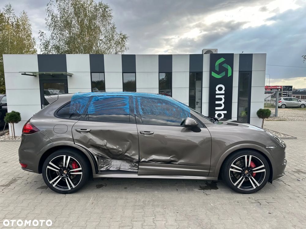 Porsche Cayenne GTS Tiptronic S - 4