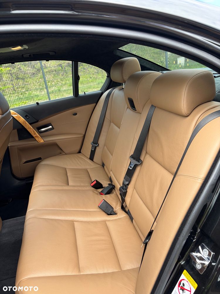 BMW M5 Standard - 16