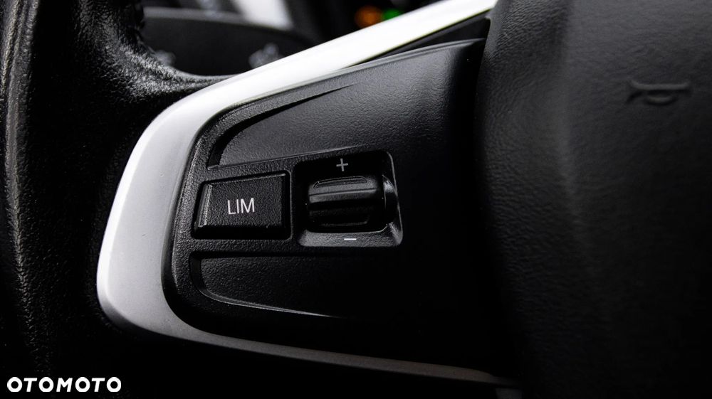 BMW X1 sDrive18d Advantage - 19