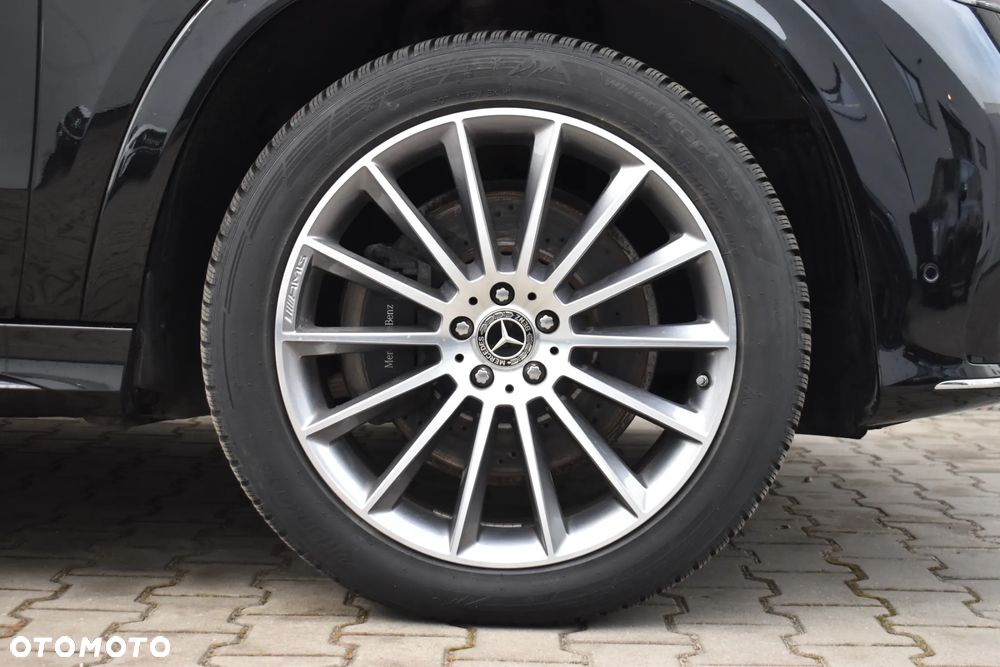 Mercedes-Benz GLE - 11