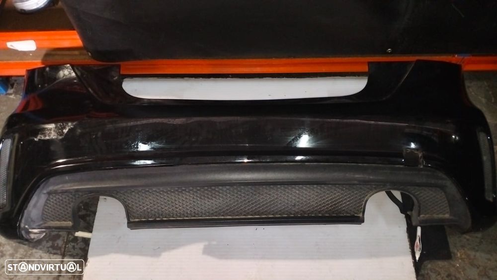 Para choques traseiro Mercedes Class A 2015 - 1