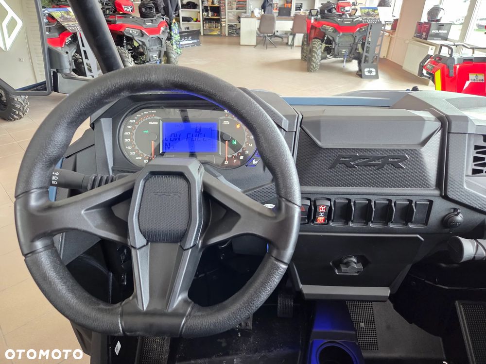 Polaris RZR - 6