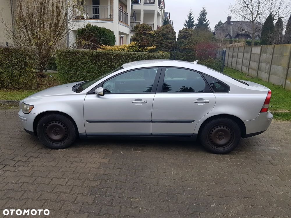 Volvo S40 2.0D - 4