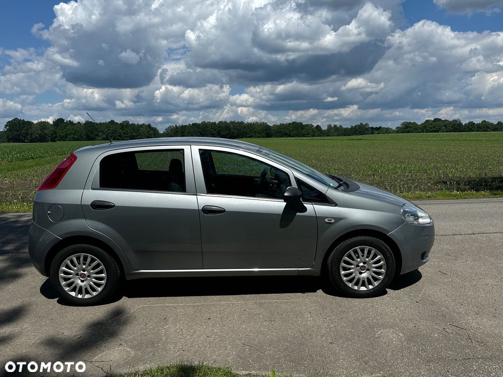Fiat Grande Punto - 4