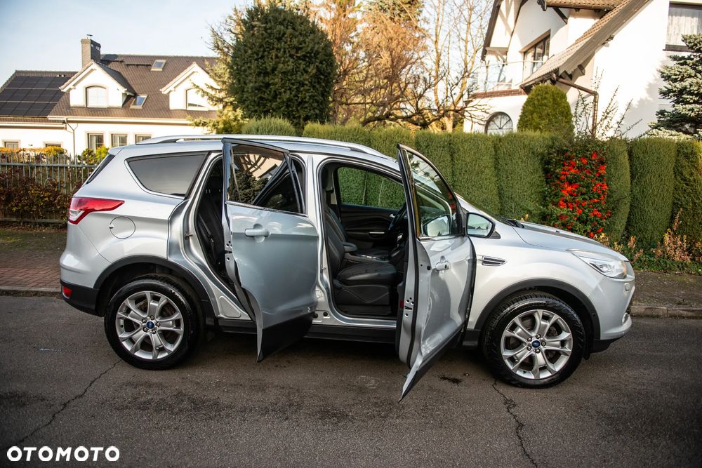 Ford Kuga 2.0 TDCi 4x4 Titanium - 17