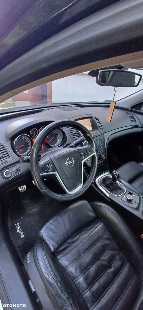 Opel Insignia 2.0 Turbo 4x4 Cosmo - 5