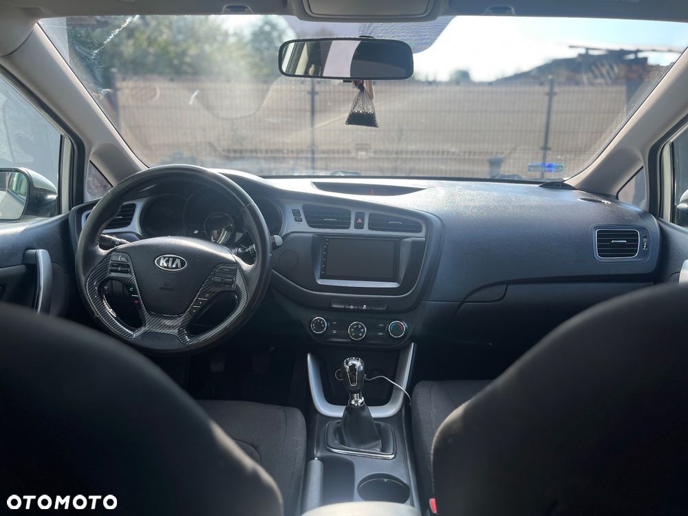Kia Ceed Cee'd 1.6 CRDi L - 12