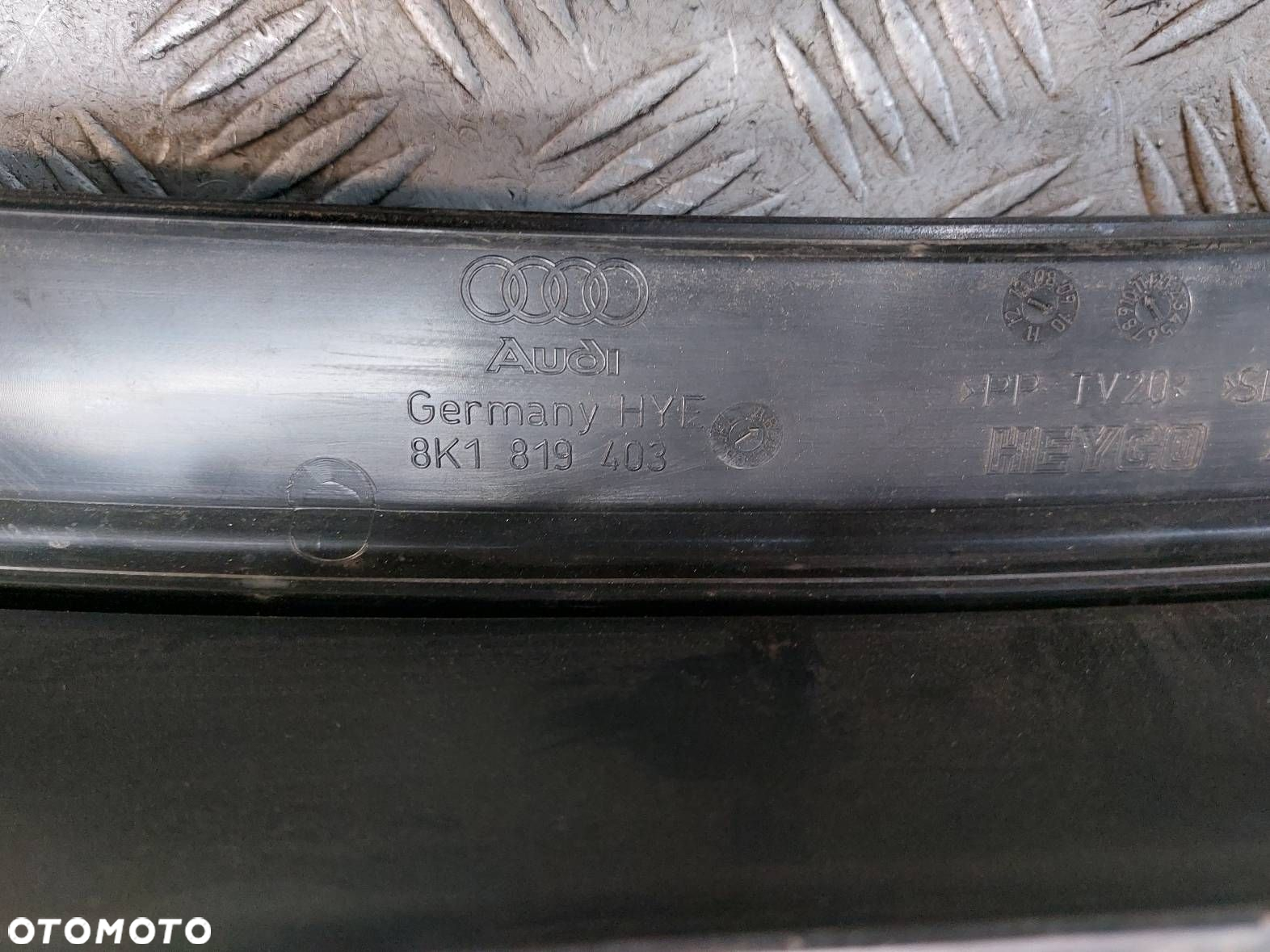 PODSZYBIE AUDI A4 B8 EUROPA 8K1819447 8K1819403 - 5