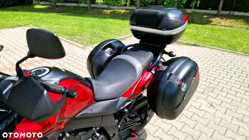 Suzuki V-STROM - 12