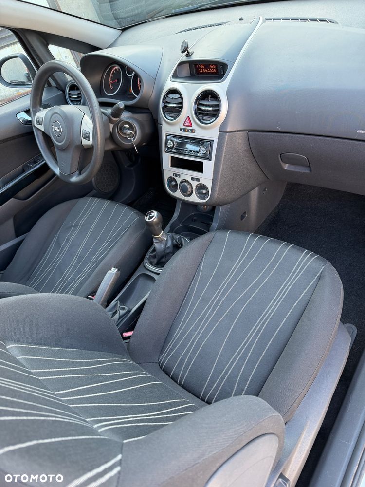 Opel Corsa 1.2 16V - 8