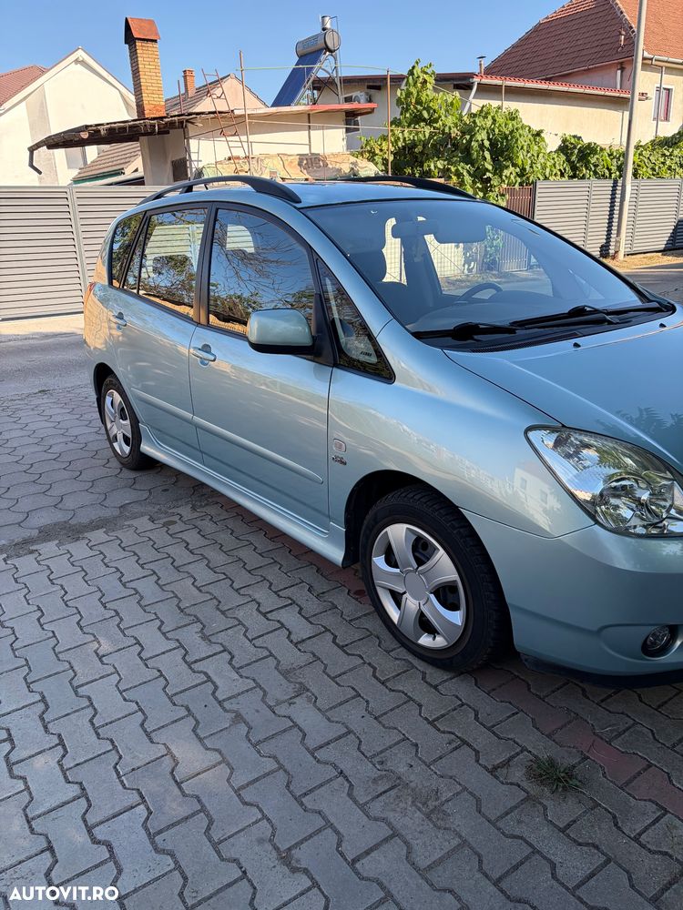 Toyota Corolla Verso 2.0 D-4D - 6