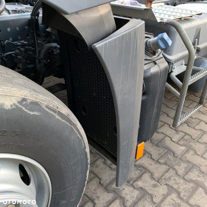 BŁOTNIKI PRZEDNIE MERCEDES ACTROS MP4 KOMPLETNE - 2