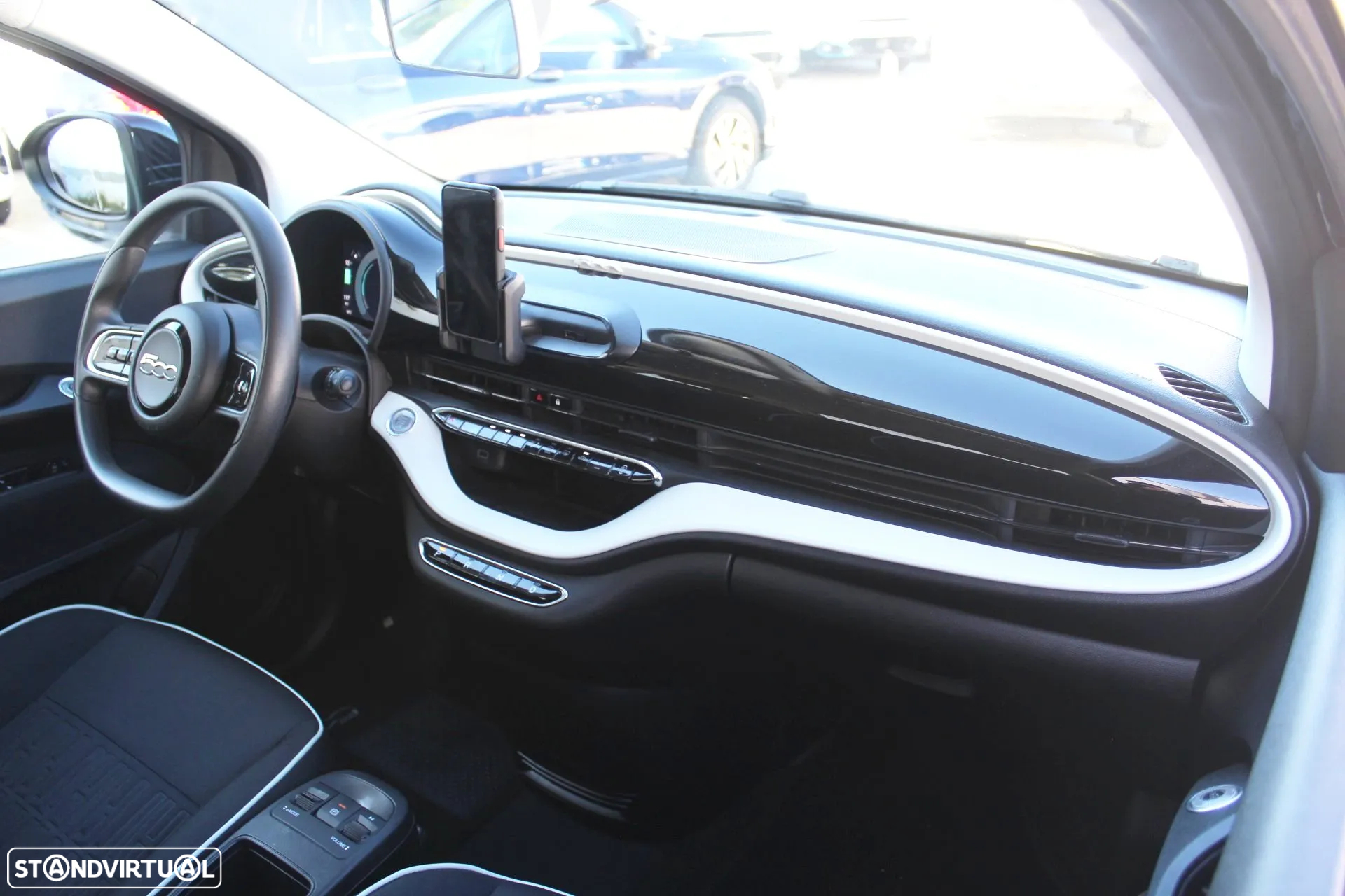 Fiat 500e Action - 13