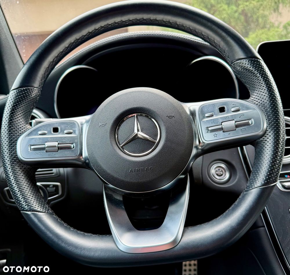 Mercedes-Benz GLC - 4