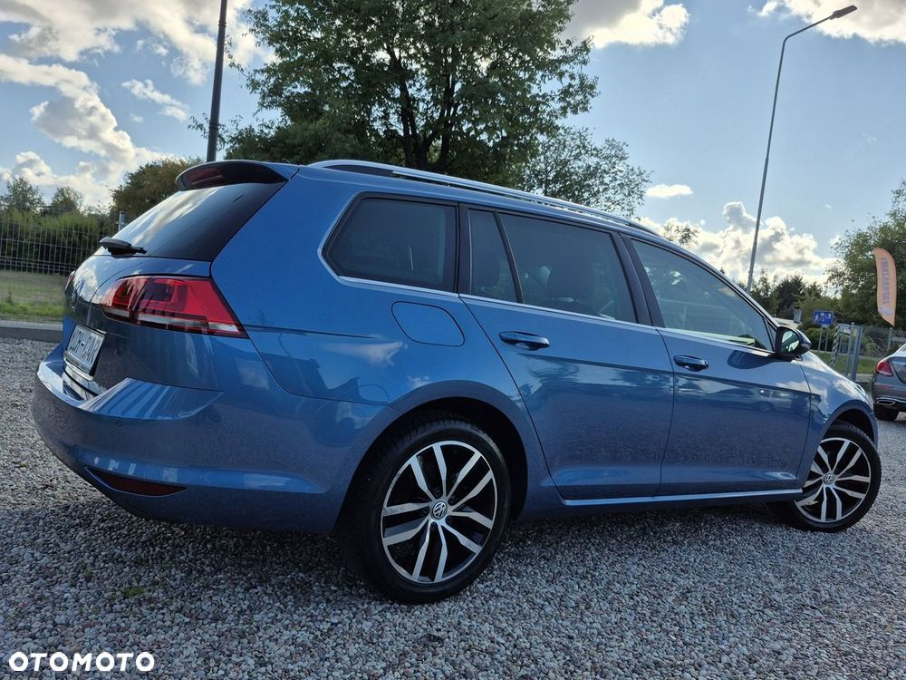 Volkswagen Golf - 10