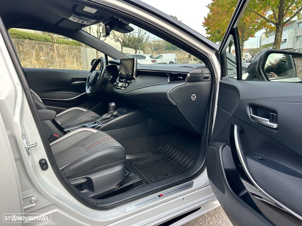 Toyota Corolla 1.8 Hybrid GR-Sport - 49