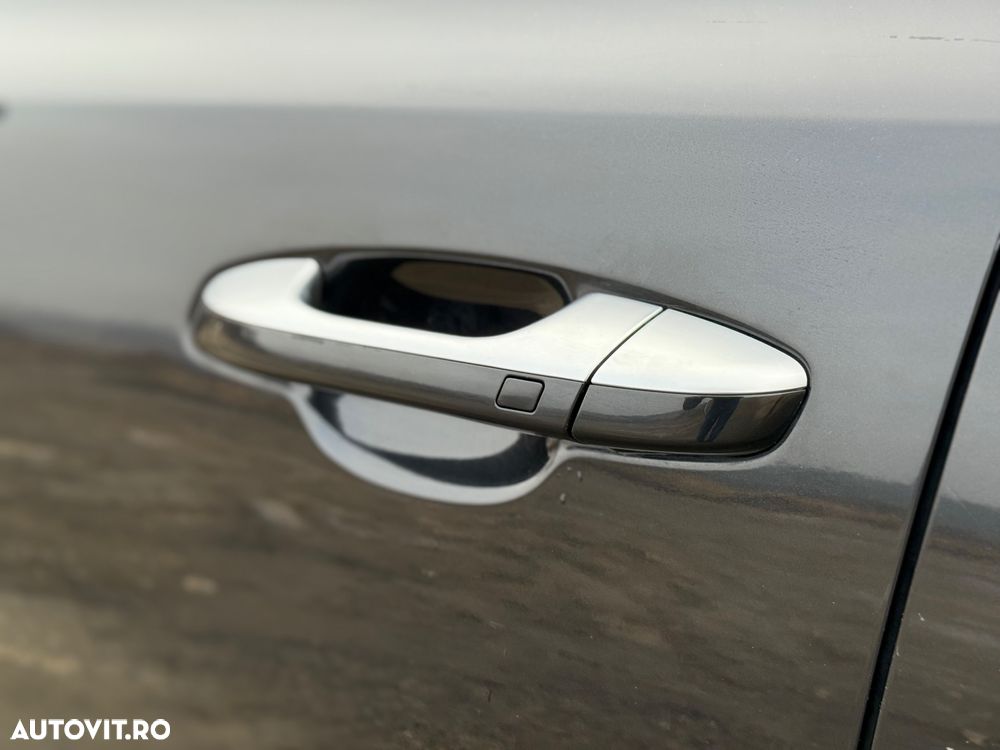 Kia Sportage 2,0 CRDI AWD Aut. GT Line - 24