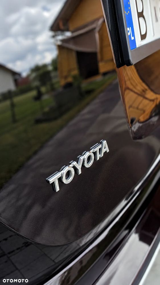 Toyota RAV4 - 9