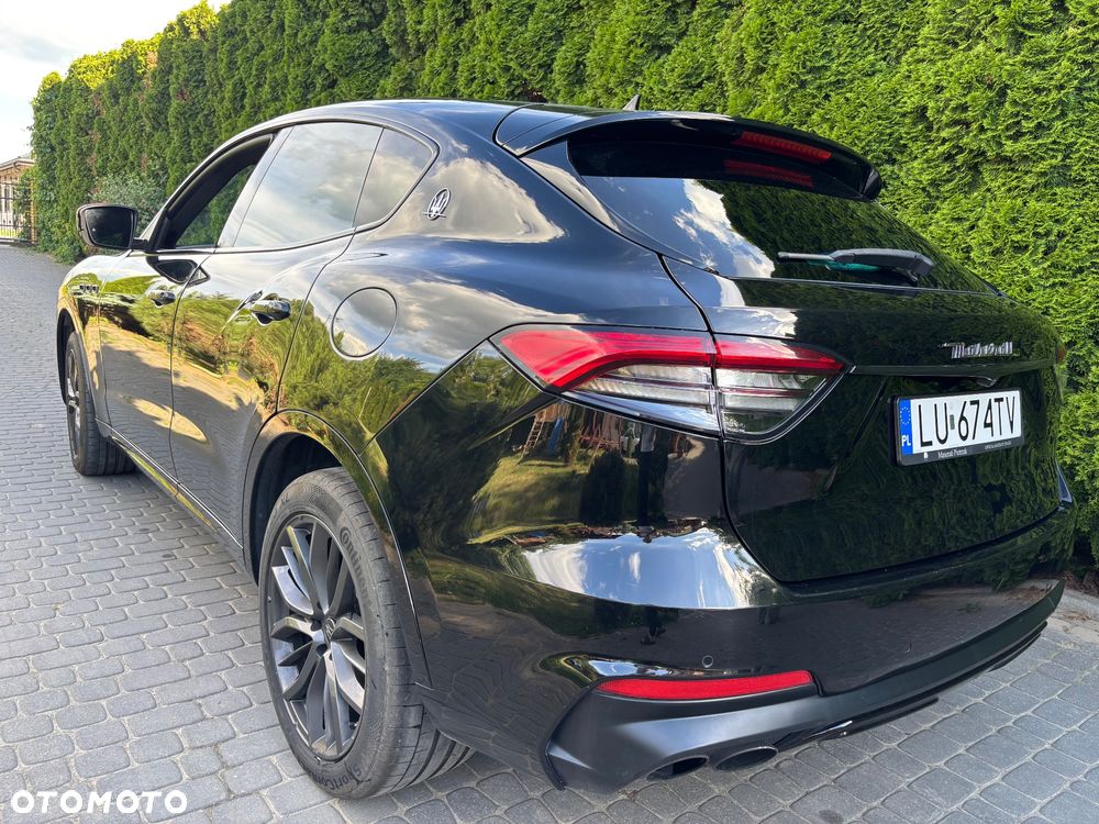 Maserati Levante - 11