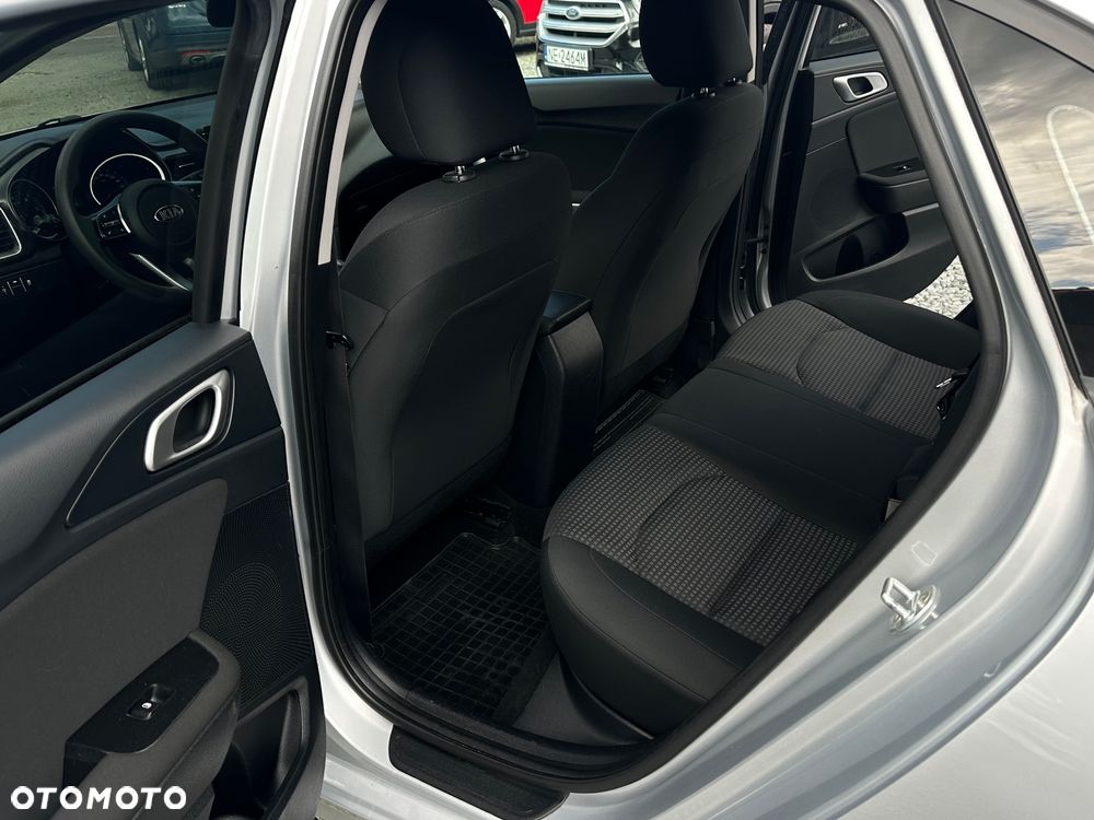 Kia Ceed 1.6 CRDi SCR L - 18